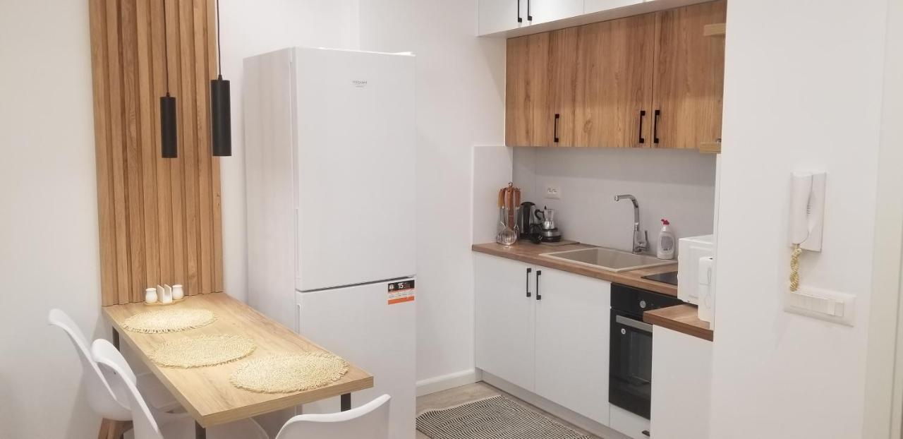White Apartment Тирана Экстерьер фото