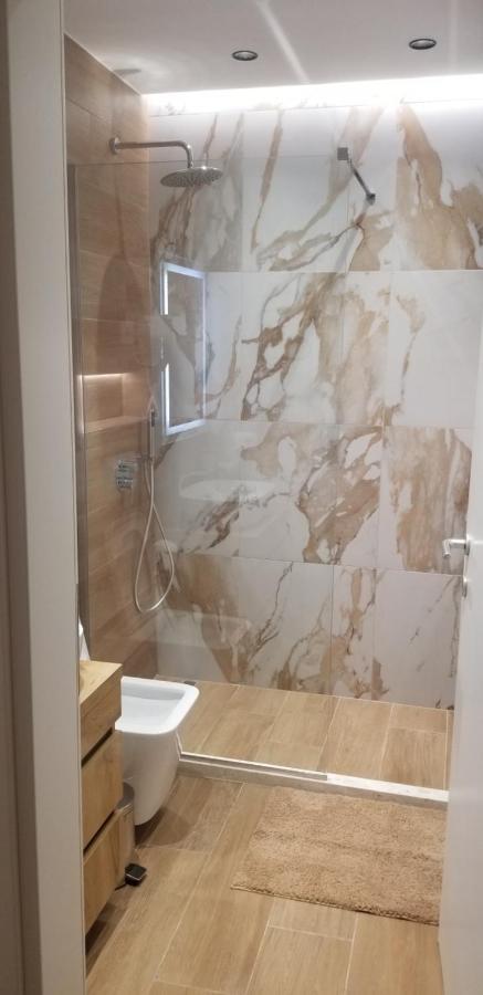 White Apartment Тирана Экстерьер фото