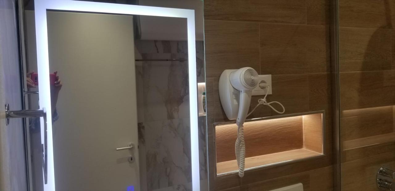 White Apartment Тирана Экстерьер фото